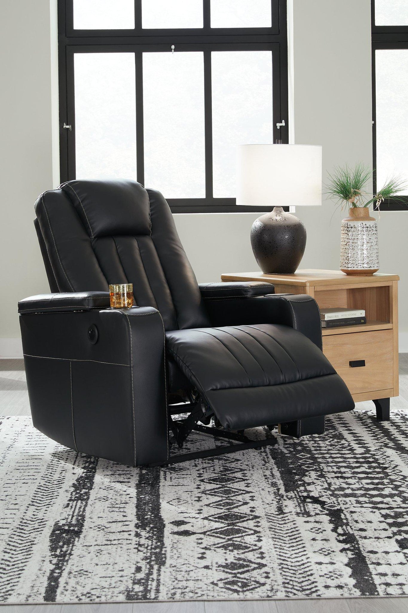 Center Point Black Recliner