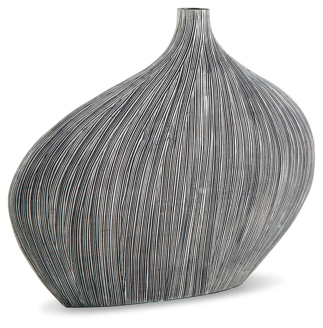 Donya - Vase - Furnish 4 Less 98 (NY)*