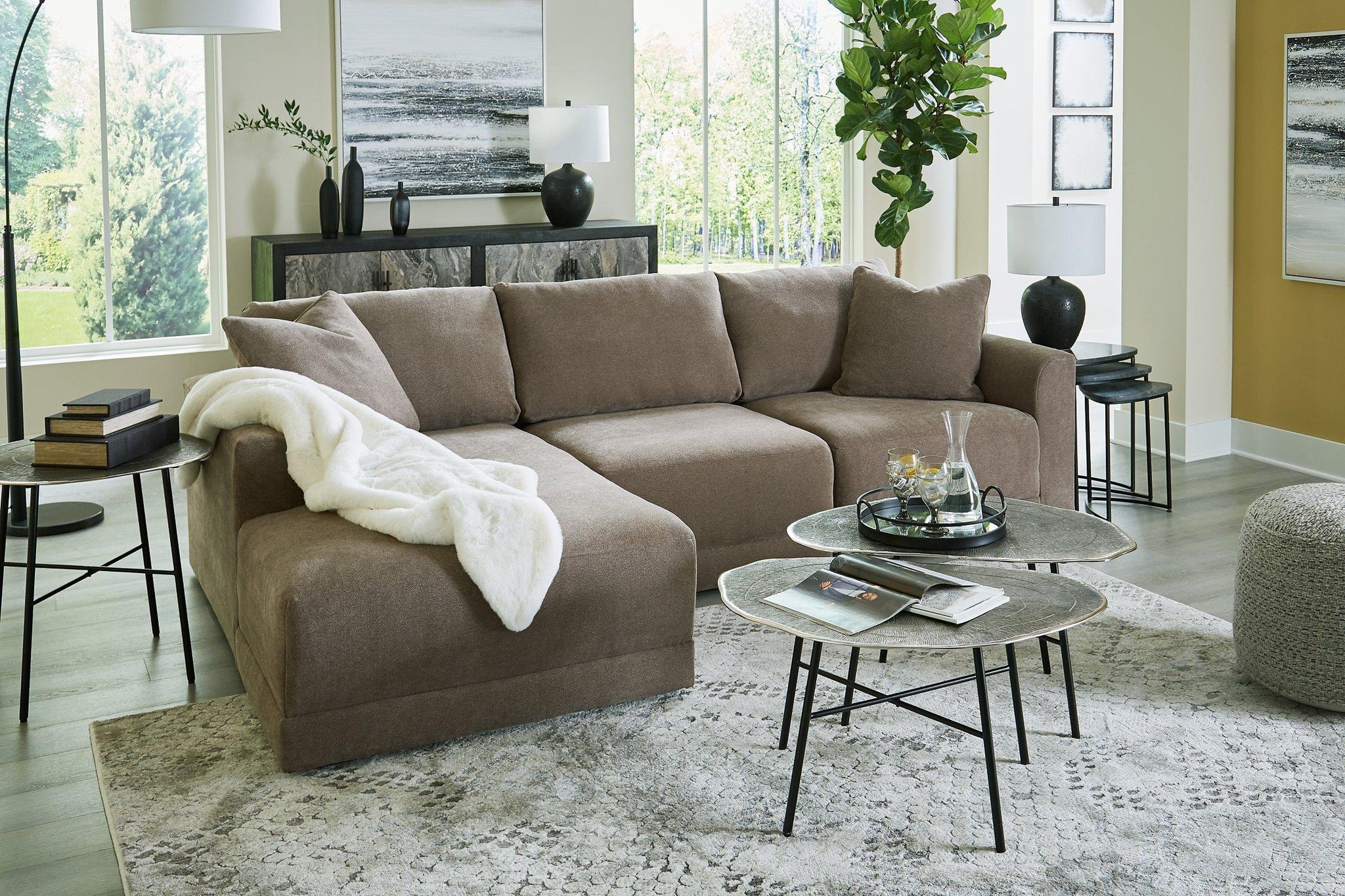 Raeanna 3-Piece Sectional Sofa with Chaise - Furnish 4 Less 98 (NY)*