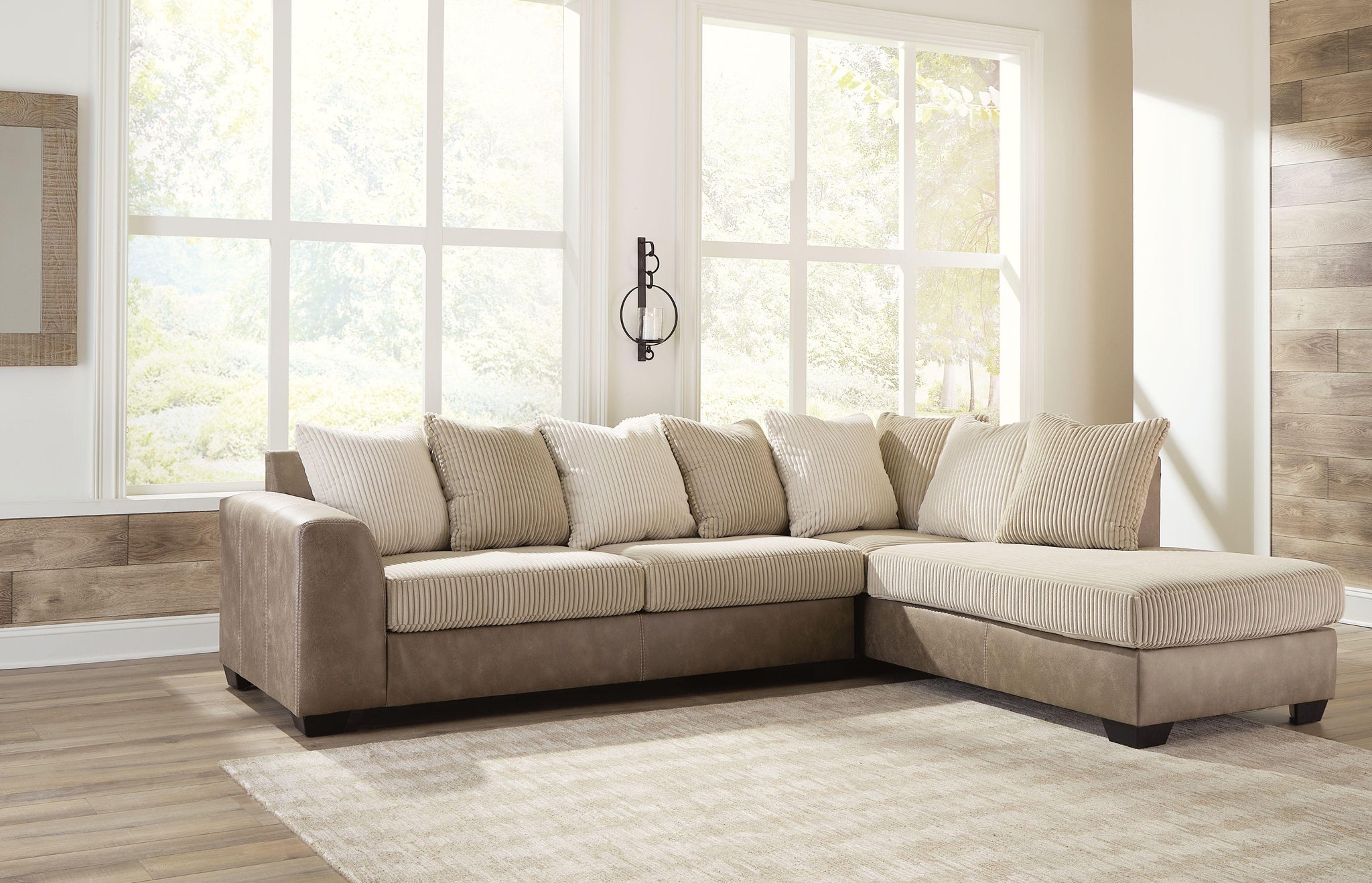 Keskin - Sectional - Furnish 4 Less 98 (NY)*