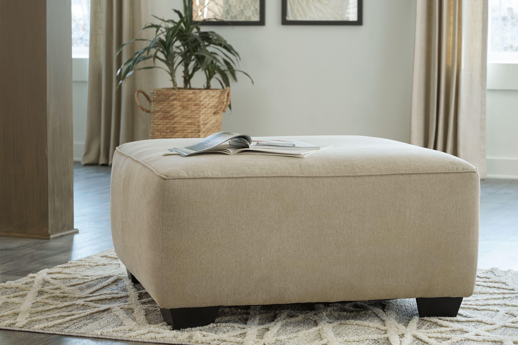 Lucina - Oversized Accent Ottoman - Furnish 4 Less 98 (NY)*