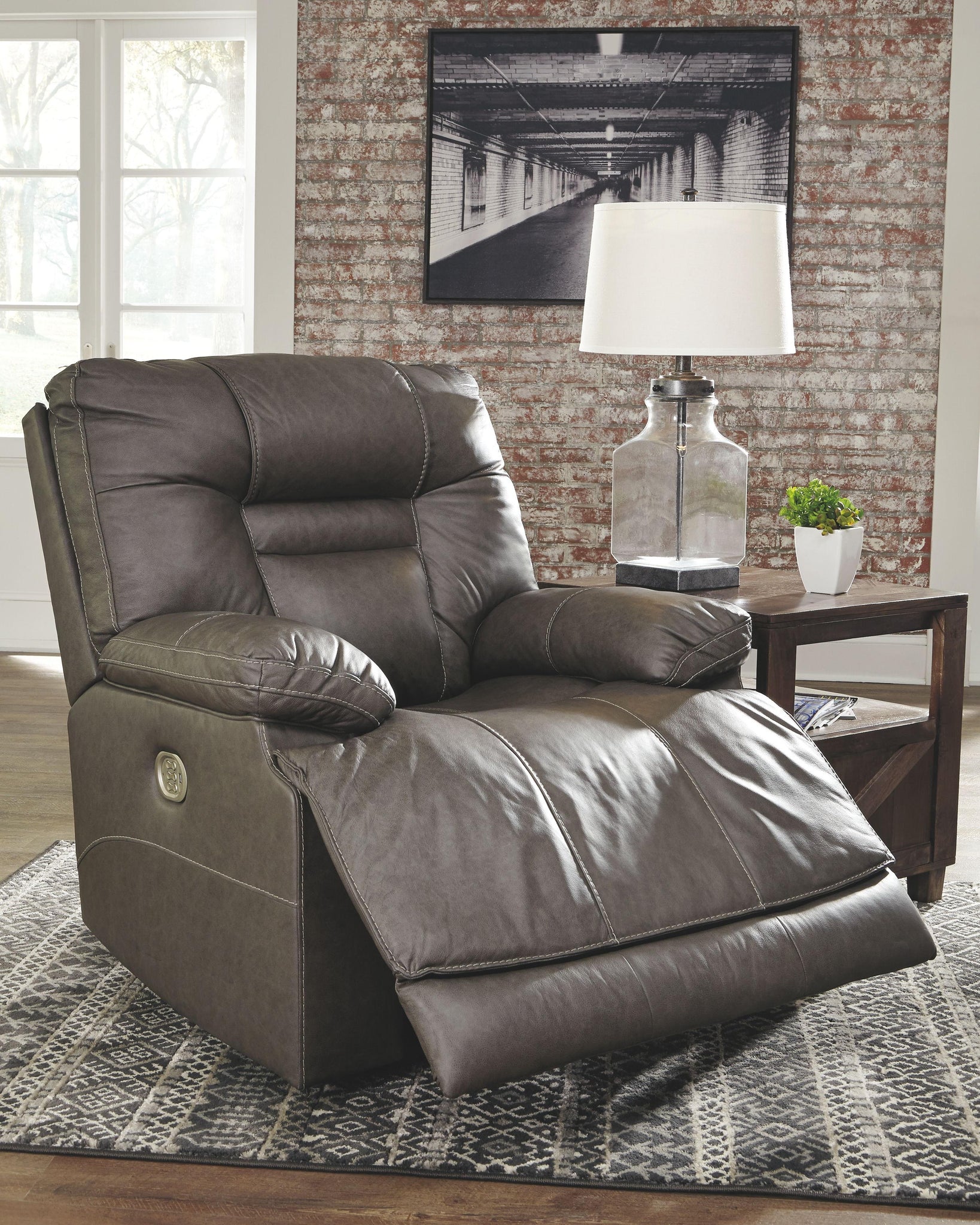 Wurstrow - Living Room Set - Furnish 4 Less 98 (NY)*