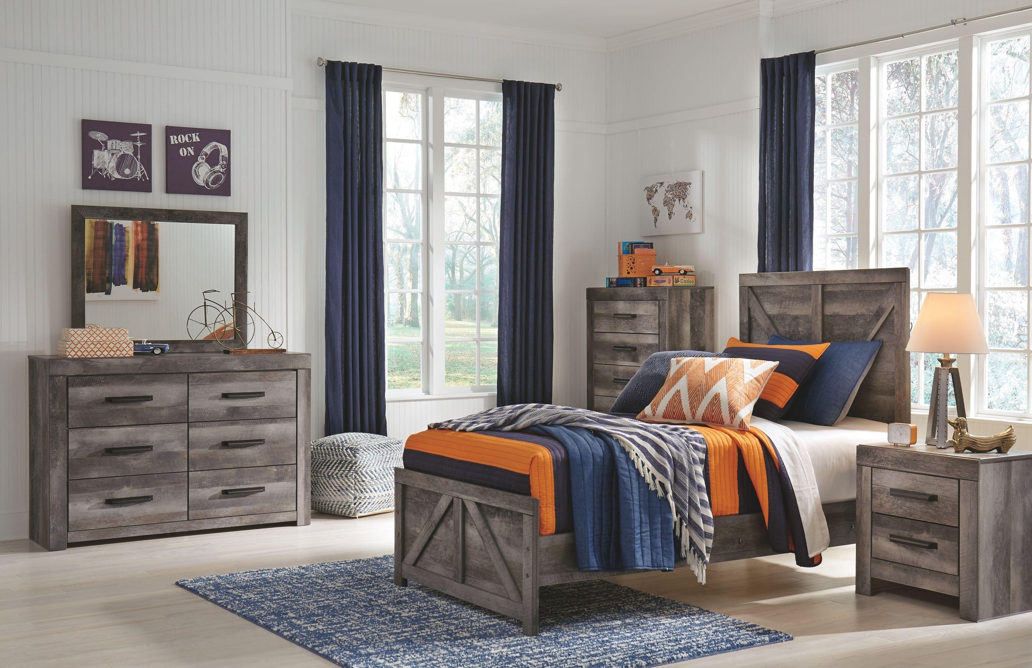 Wynnlow - Bed - Furnish 4 Less 98 (NY)*