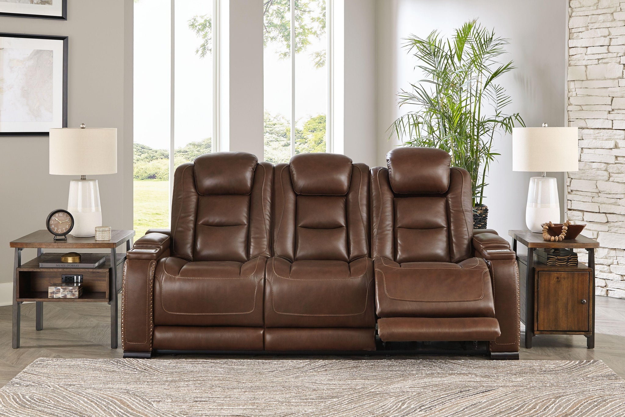 The Man-den - Pwr Rec Sofa With Adj Headrest - Furnish 4 Less 98 (NY)*