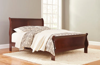 Alisdair 8-Piece Bedroom Package