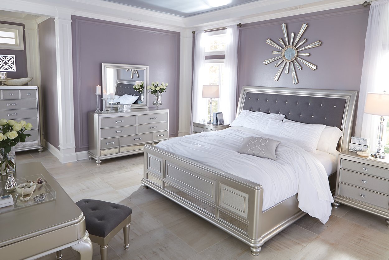 Coralayne Bed - Furnish 4 Less 98 (NY)*