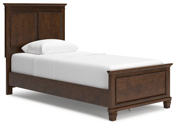 Danabrin Bedroom Set