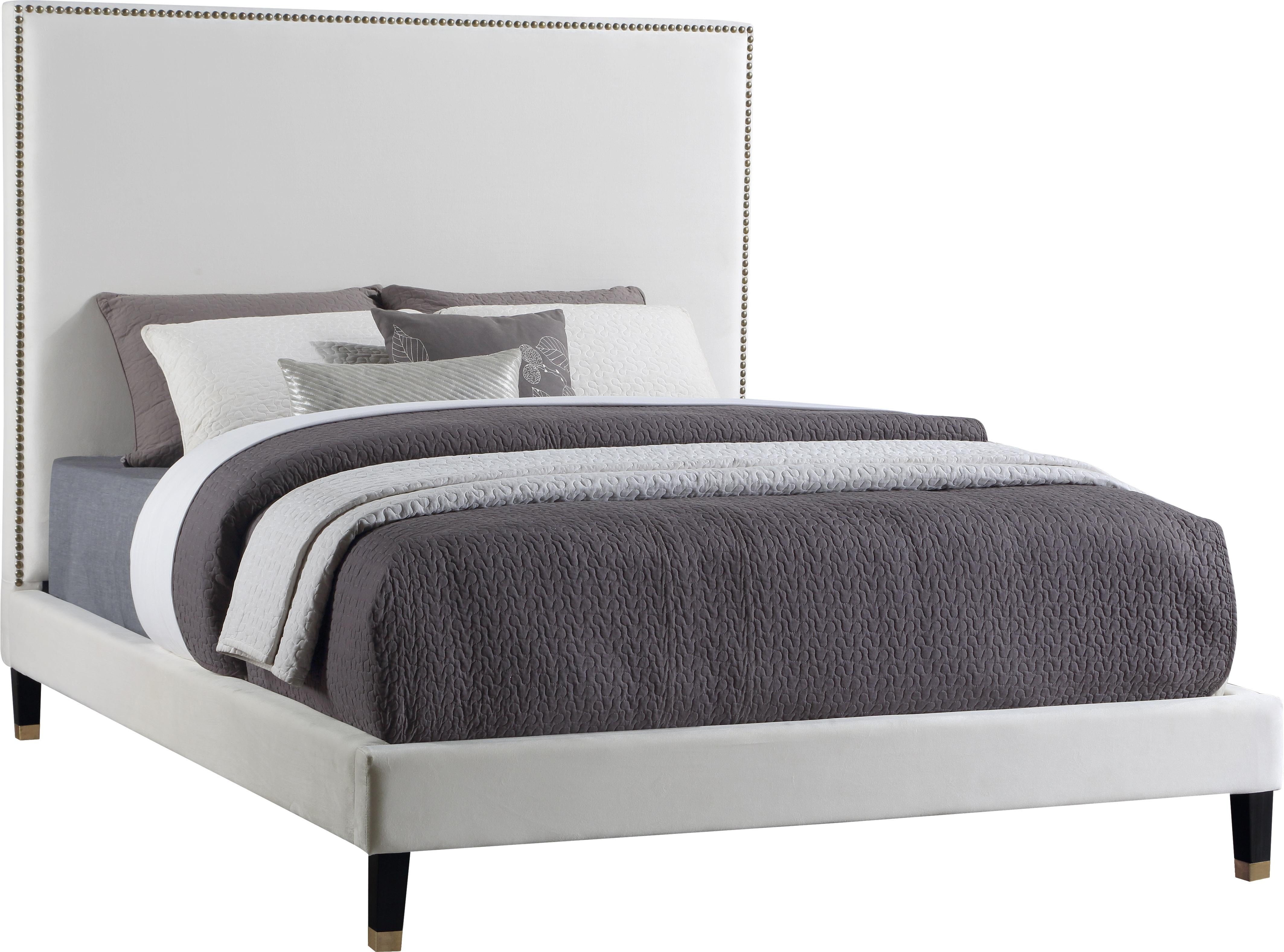 Harlie Cream Velvet Full Bed