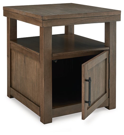 Boardernest End Table - Furnish 4 Less 98 (NY)*