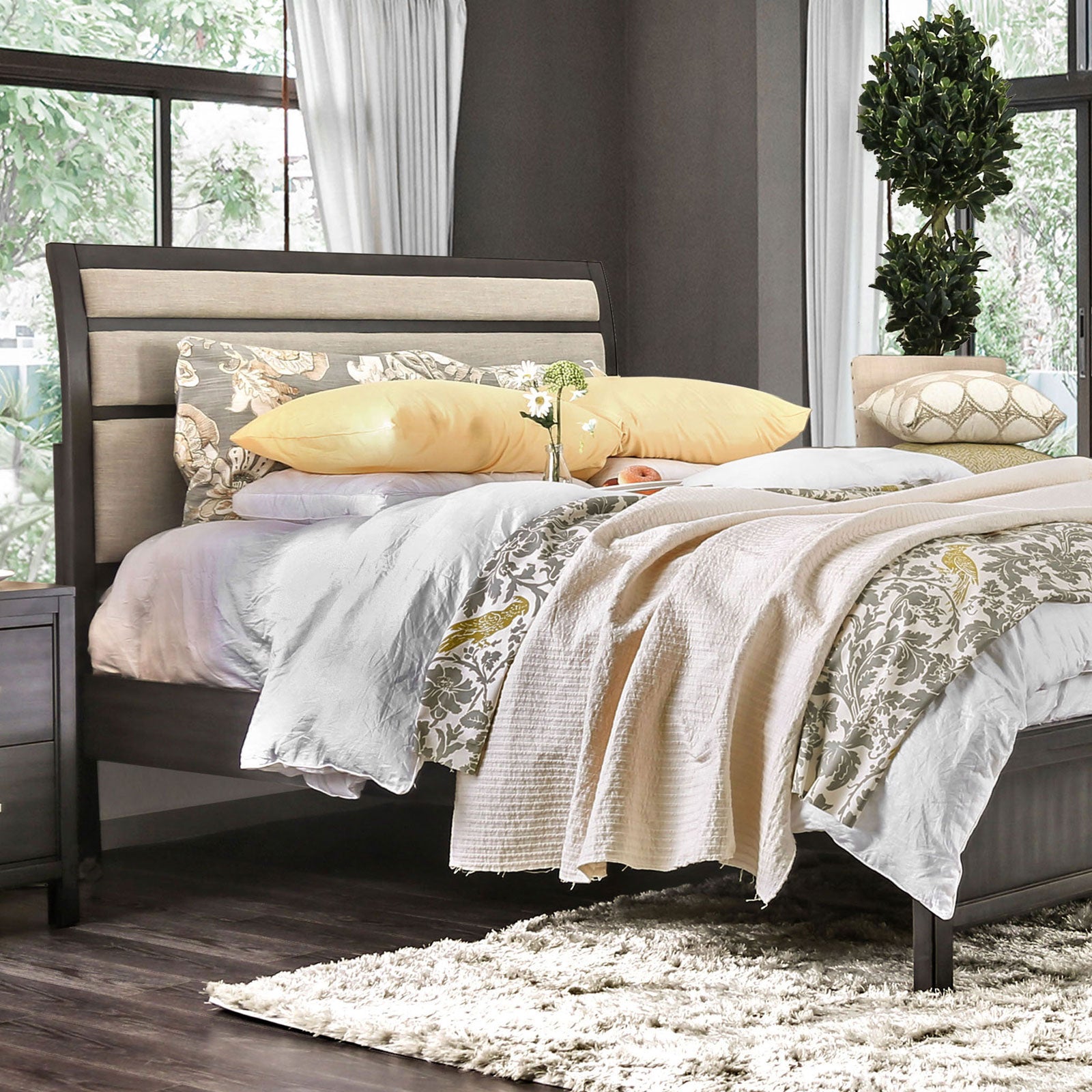 Berenice Gray/Beige Queen Bed image